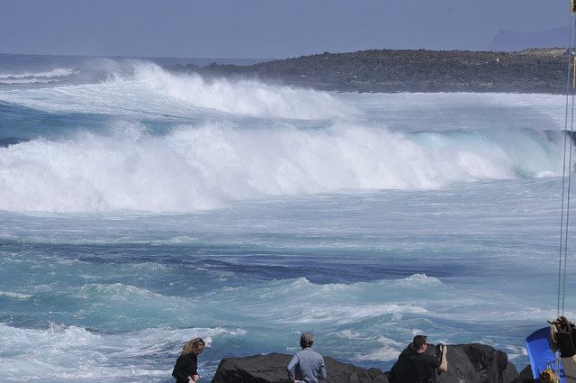Las olas de Lanzarote tienen mucho prestigio entre los surfistas. Foto de Jean-Louis Potier.