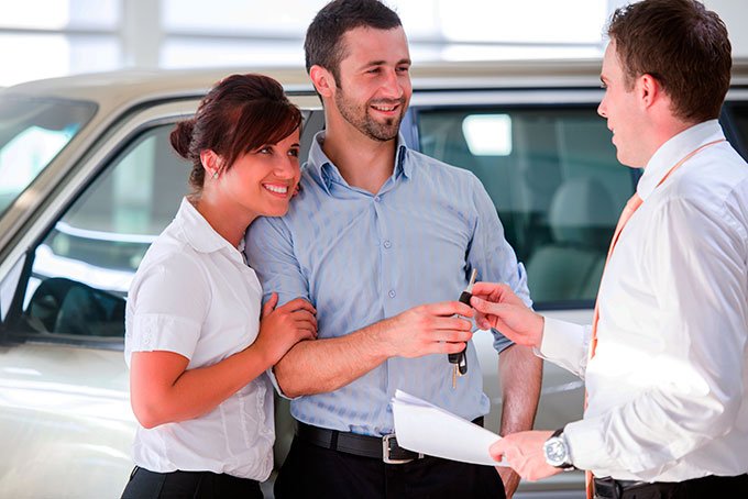 apenas Desagradable limpiador Cómo ahorrar en la compra del coche - Afiliación y Seguros