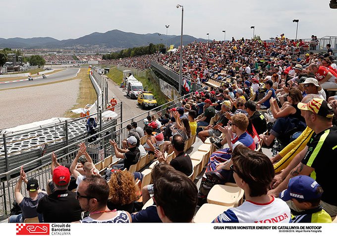 gradas en el MotoGP