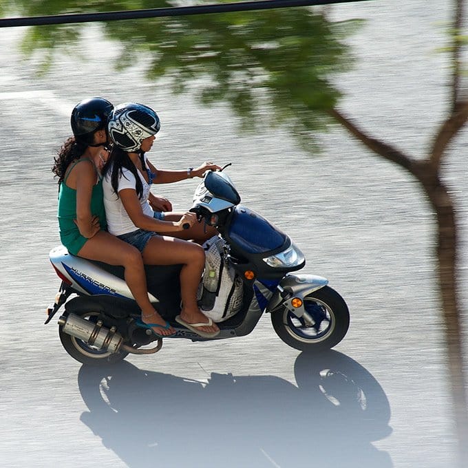 playa en moto