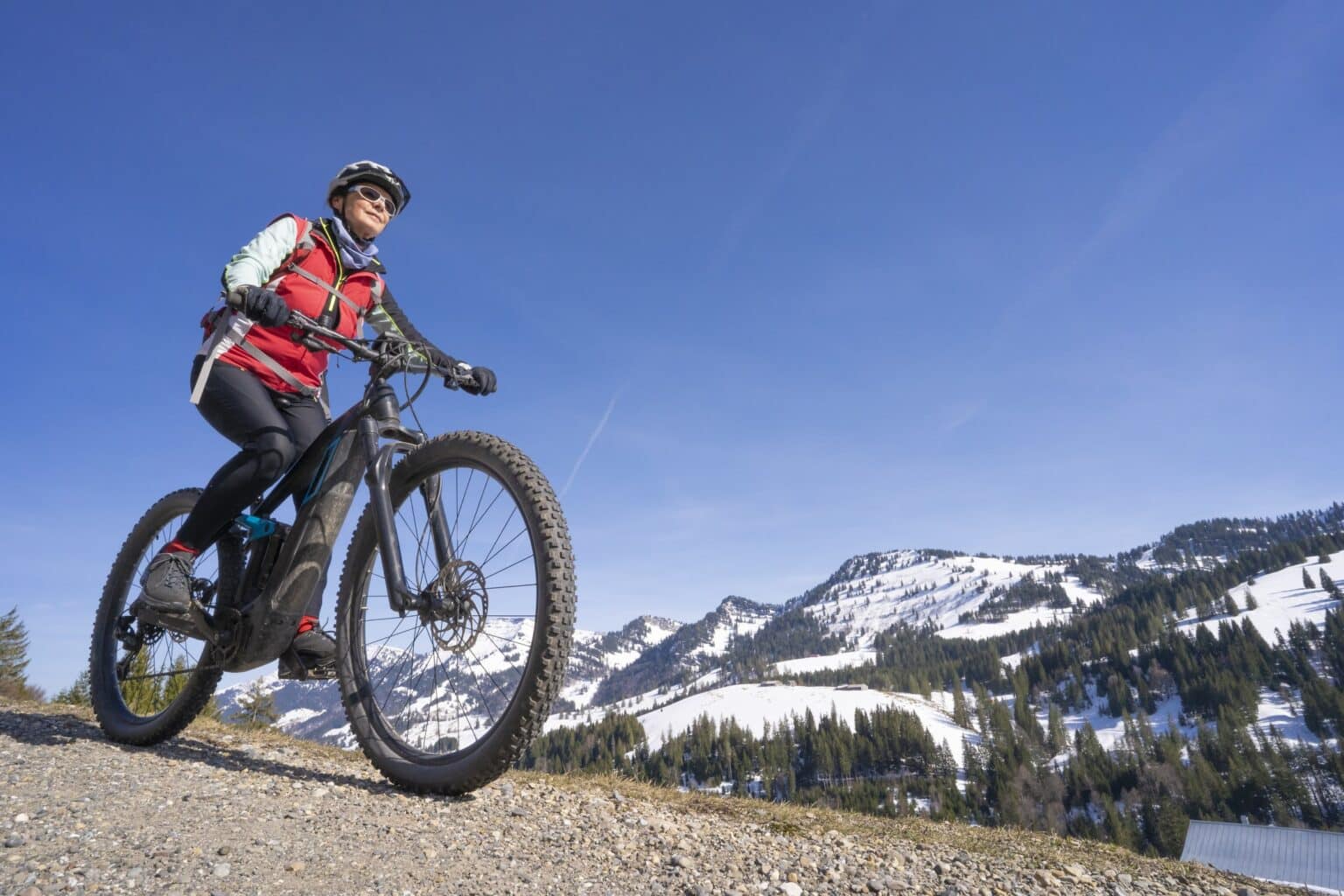 Bicicletas Eléctricas de Montaña – Tu Compañera Ideal para la Aventura