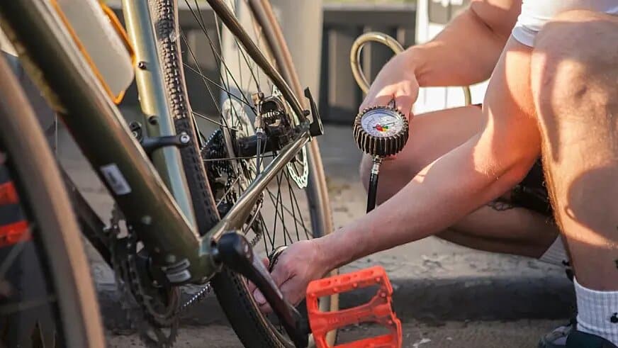 Guía para elegir bomba e inflador de pie para tu bicicleta 1