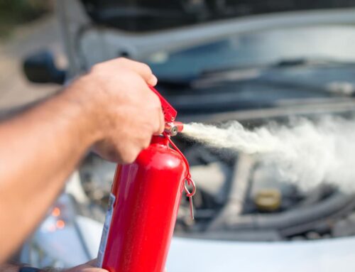 Incendio de un coche por vandalismo: ¿me lo cubre el seguro?