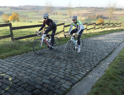 Descubrir Flandes sobre dos ruedas: una experiencia única de la mano de Miriam Vilar, del RACC HolaBICI Team